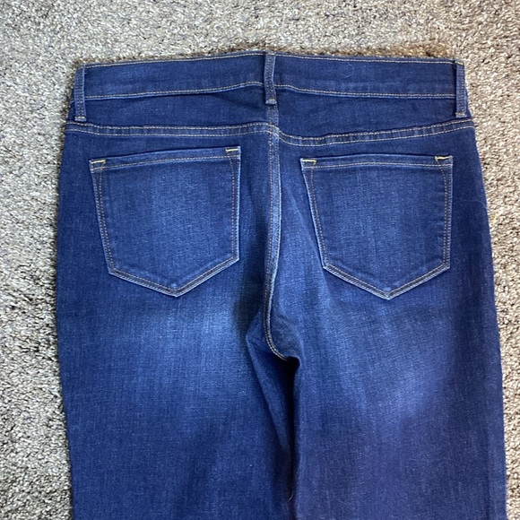 Old Navy Original Mid Rise Straight Dark Denim Jeans Sz 8 NWOT - Picture 6 of 7